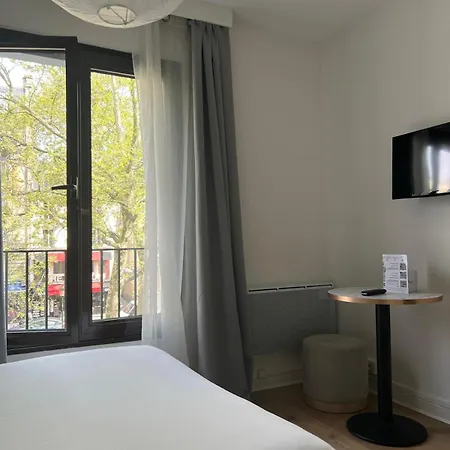 Beauquartier Montmartre 3* Paříž