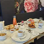 Beauquartier Montmartre 3*