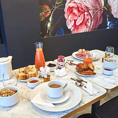 Beauquartier Montmartre 3* باريس