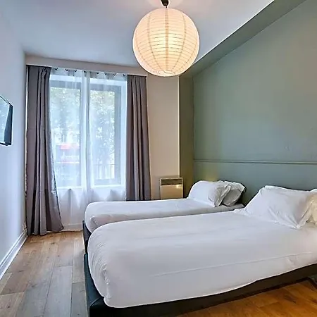 فندق Beauquartier Montmartre باريس