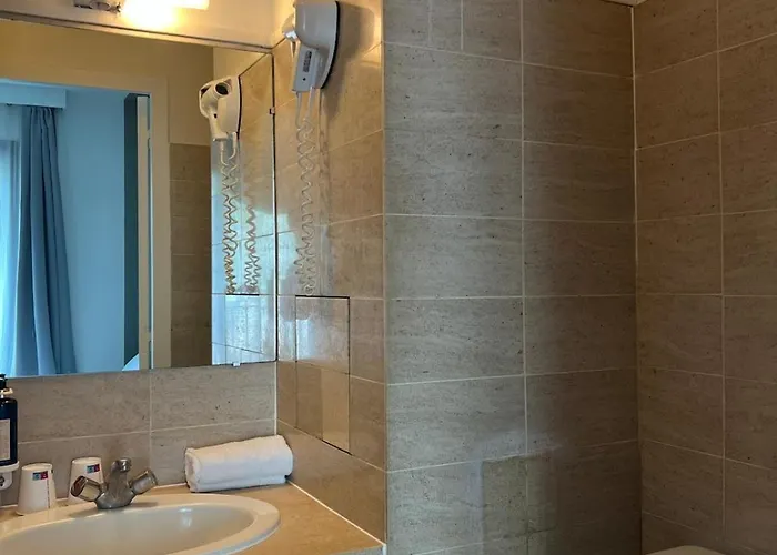 Beauquartier Montmartre 3* פריז