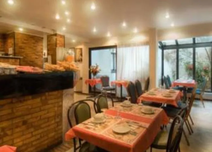 Отель Beauquartier Montmartre