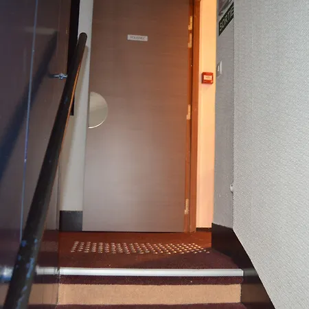 Hotel Beauquartier Montmartre Paris