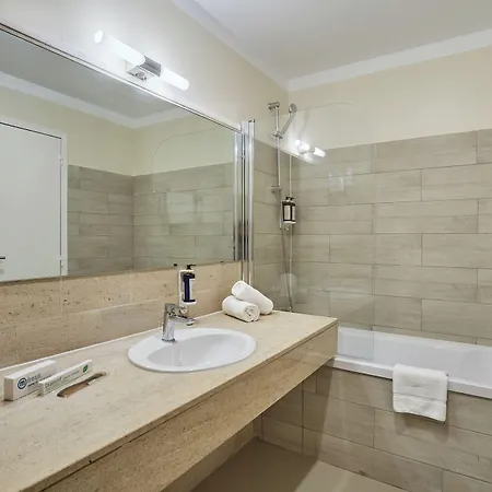 Beauquartier Montmartre Hotel