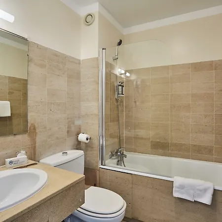 Hotel Beauquartier Montmartre Paris