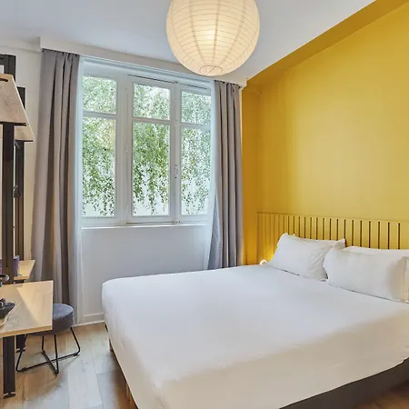 Hotel Beauquartier Montmartre Paris