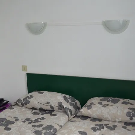 Szálloda Beauquartier Montmartre 3*